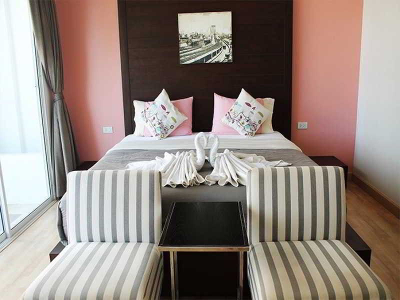 Duo Residence Jomtien Buitenkant foto